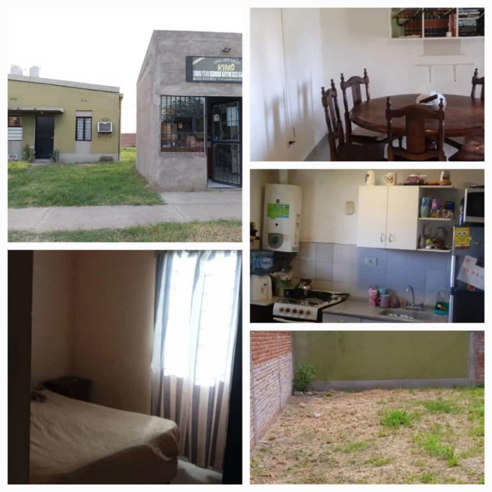 CASA CON LOCAL COMERCIAL. MANANTIAL SUR