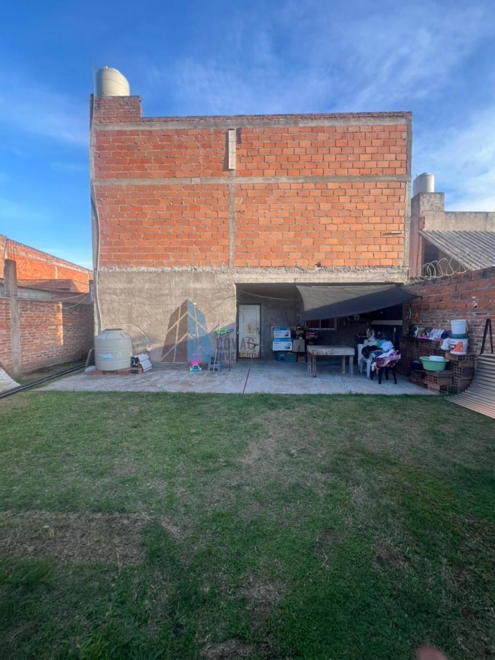 CASA EN VENTA - B° TERAN