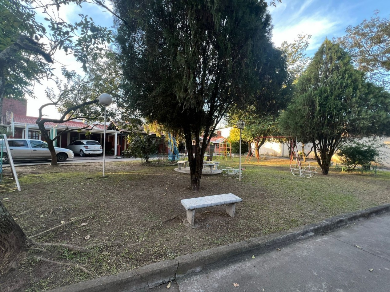 ESTUPENDA CASA EN BARRIO CERRADO