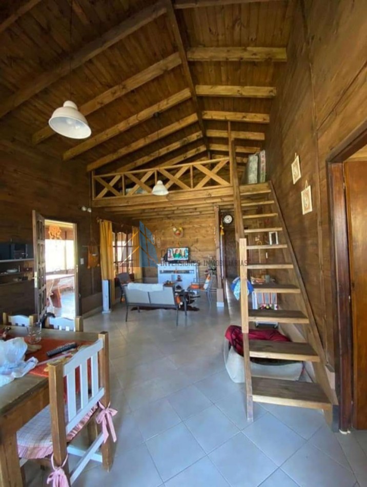HERMOSA CASA EN "EL MOLLAR"