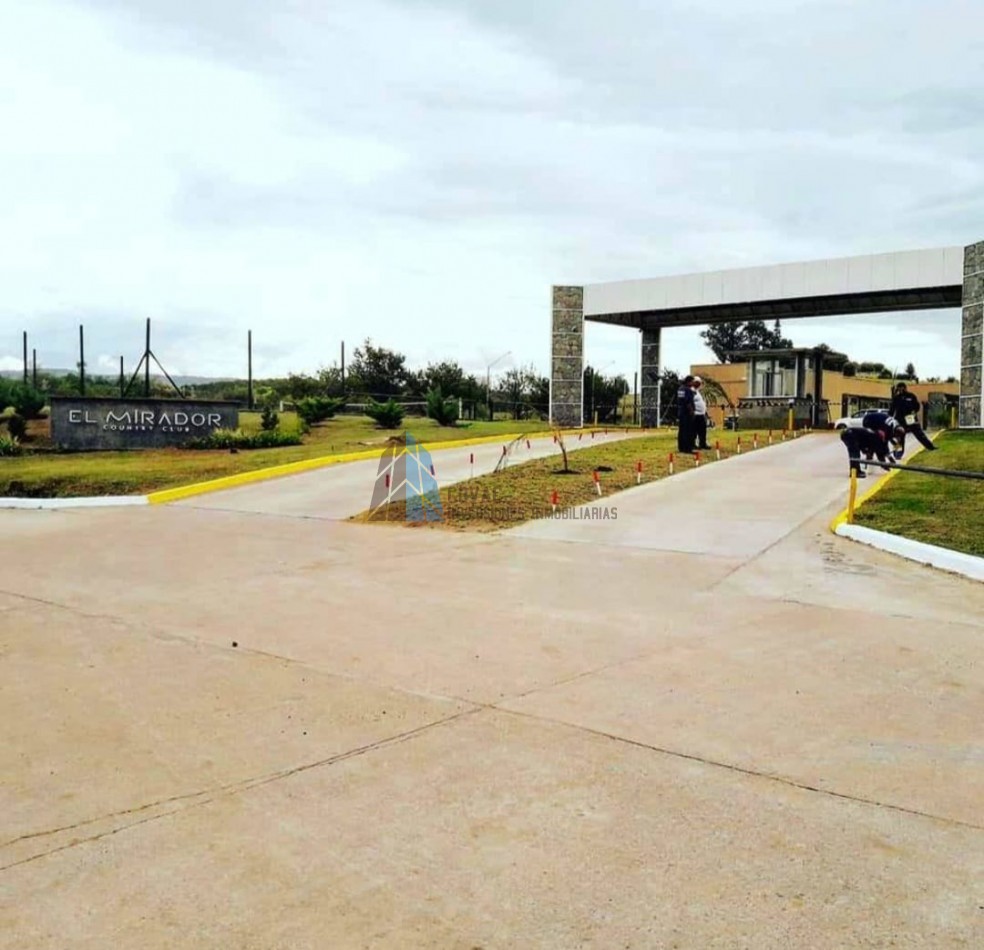 ¡Terreno en venta en Country El Mirador - Los Nogales!