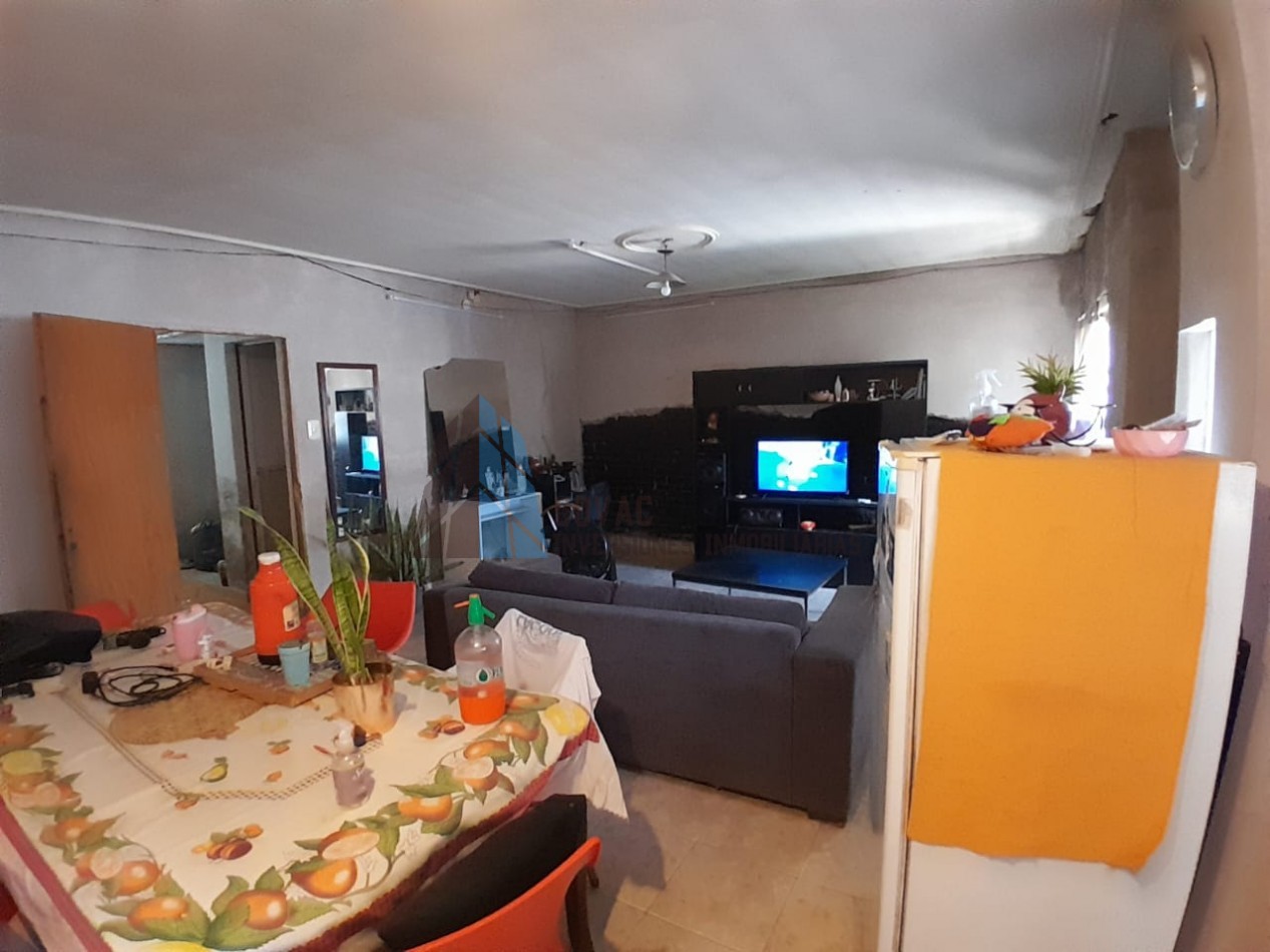 CASA DE 4 DORM "EL MANANTIAL"