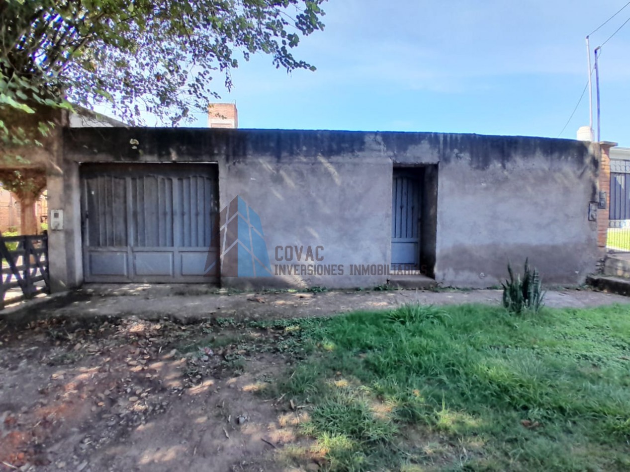 CASA DE 4 DORM "EL MANANTIAL"