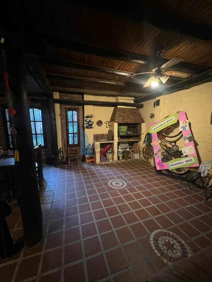 ESTUPENDA CASA EN BARRIO CERRADO