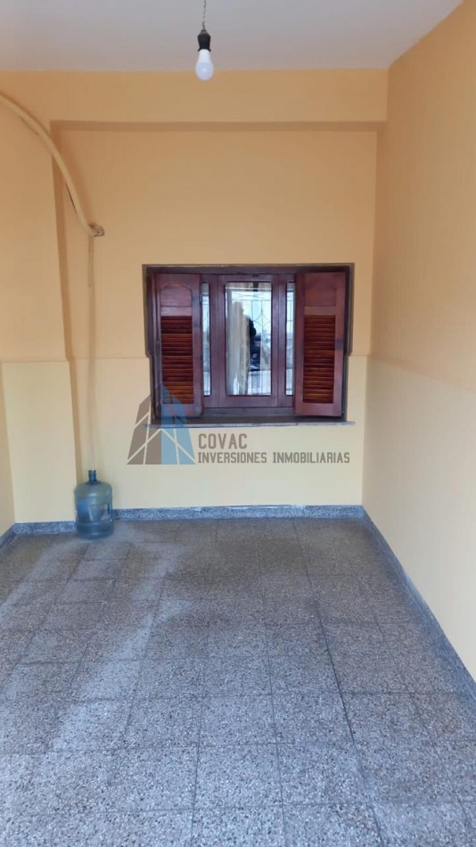 CASA CENTRICA EN TERMAS DE RIO HONDO