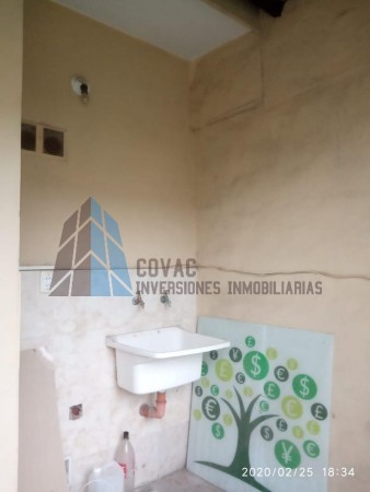 DUPLEX CON RENTA BARRIO KENNEDY