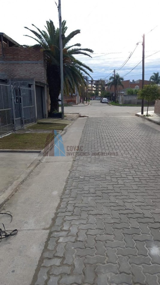 CASA CENTRICA EN TERMAS DE RIO HONDO