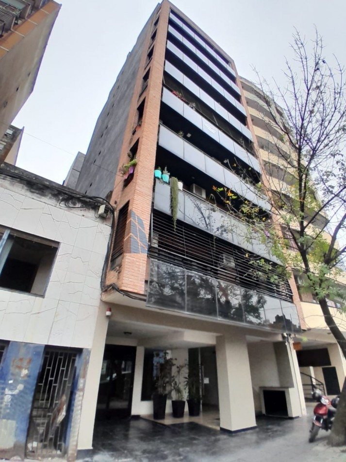 Venta de Departamento - 3 Dormitorios con Doble Balcon en 9 de Julio 700
