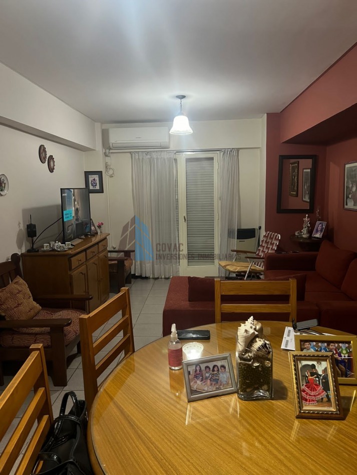 DPTO AV SARMIENTO 800 C/BALCON