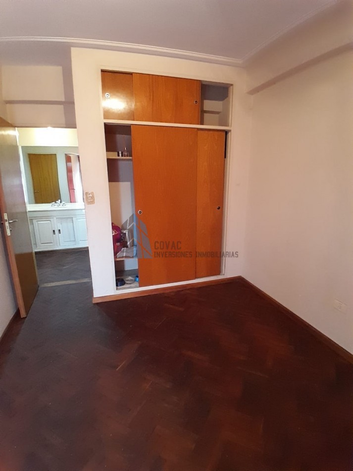 Venta de Departamento - 3 Dormitorios con Doble Balcon en 9 de Julio 700