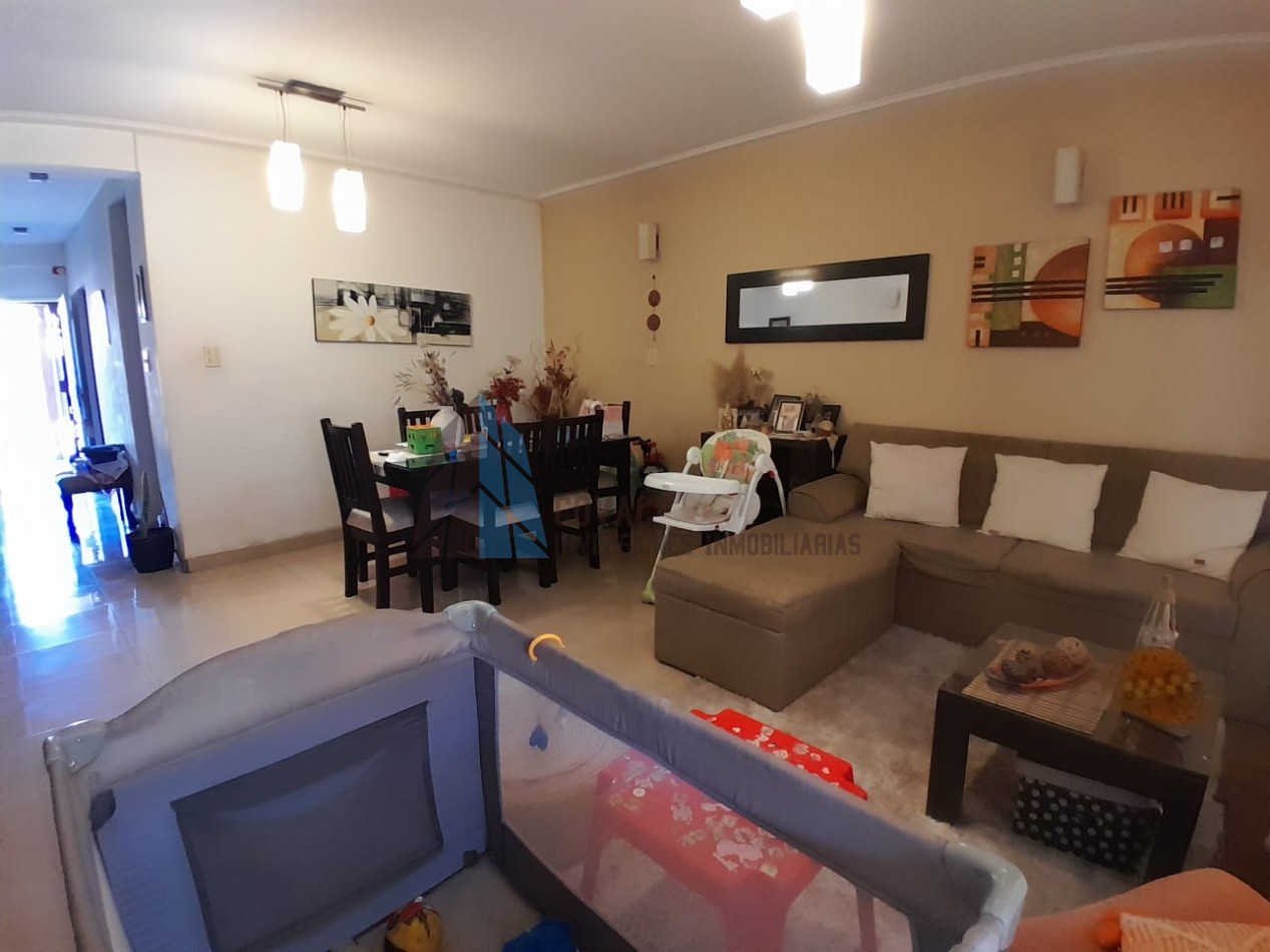 Venta - Duplex 3 Dormitorios con Pileta en Mendoza 4500