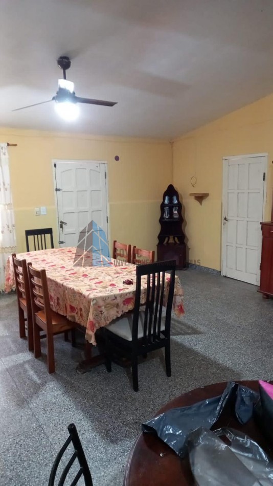 CASA CENTRICA EN TERMAS DE RIO HONDO