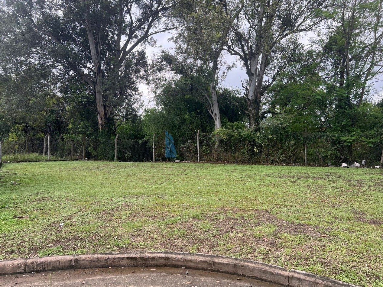 TERRENOS EN BARRIO PRIVADO LOS NOGALES 