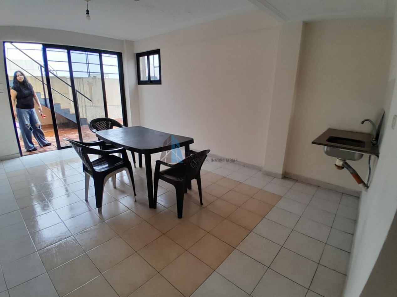 Venta de Departamento - 3 Dormitorios con Doble Balcon en 9 de Julio 700