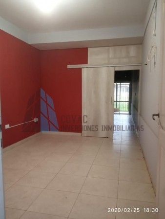 DUPLEX CON RENTA BARRIO KENNEDY