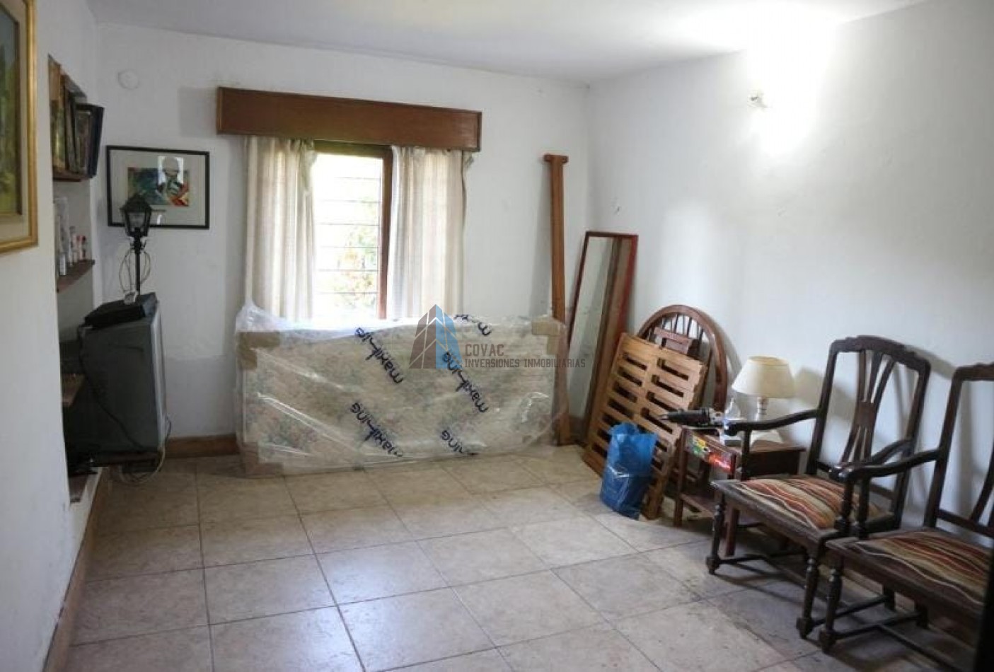 HERMOSA CASA EN BARRIO OBISPO PIEDRABUENA