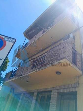 IMPORTANTE LOCAL COMERCIAL EN 3 PLANTAS