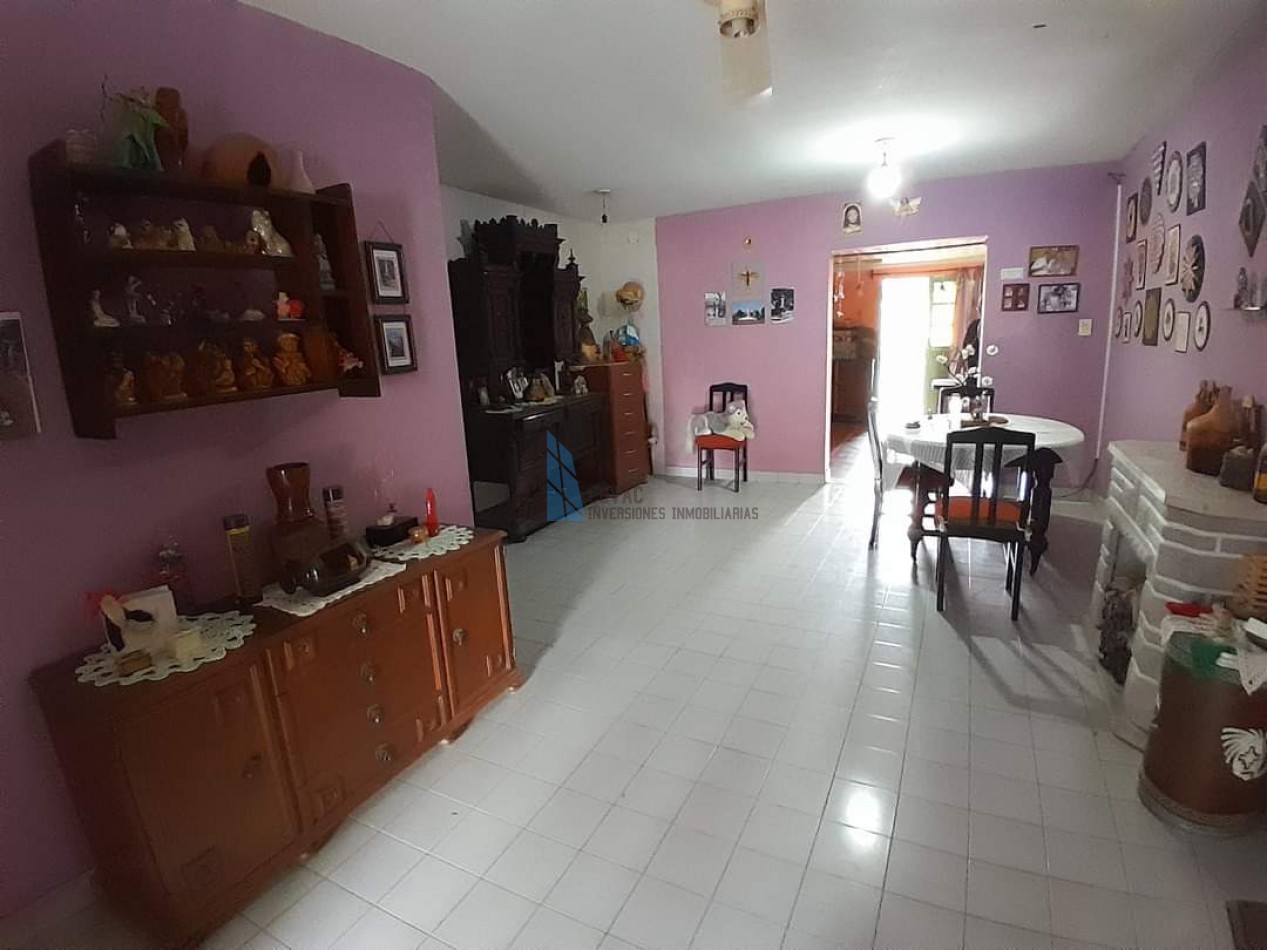CASA EN VENTA 3 DORMITORIOS VILLA CARMELA