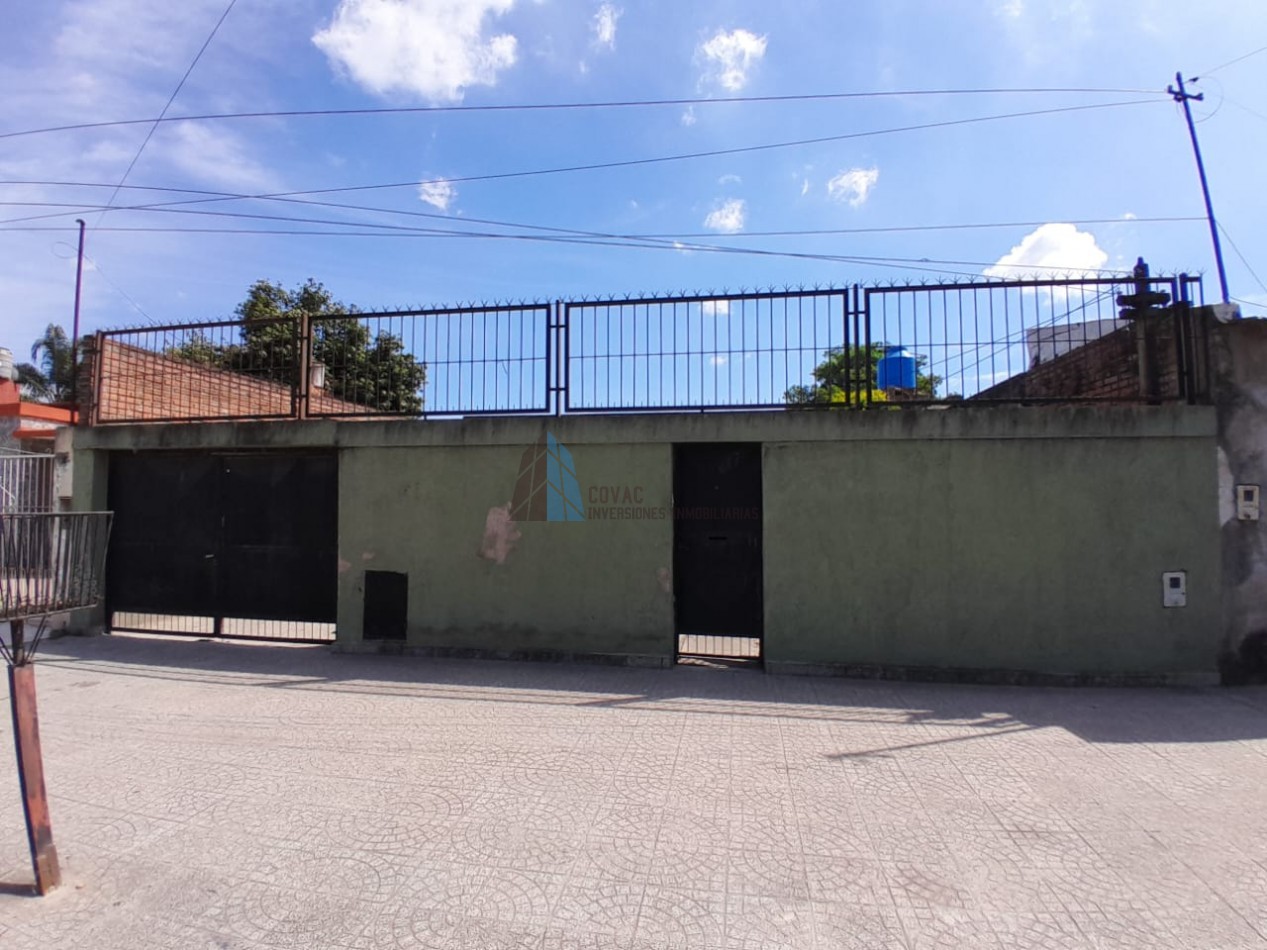 AMPLIA CASA EN VENTA 5 DORMITORIOS
