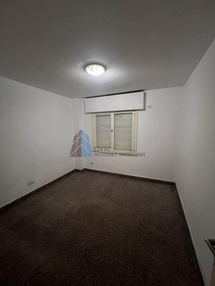 DPTO EN PLANTA BAJA DE 3 DORM