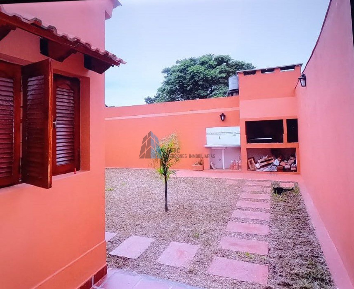 VILLA CARMELA CASA DE 3 DORM