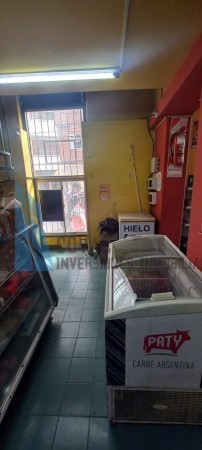 FONDO DE COMERCIO EN IMPORTANTE ESQUINA DE BARRIO NORTE