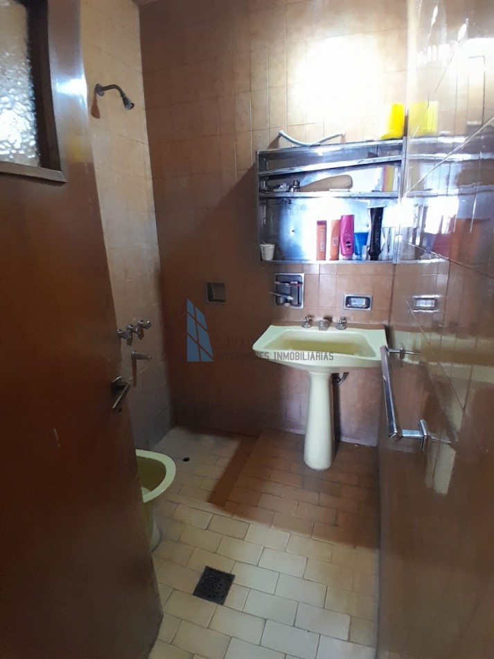 CASA + LOCAL COMERCIAL RAUL COLOMBRES 1000