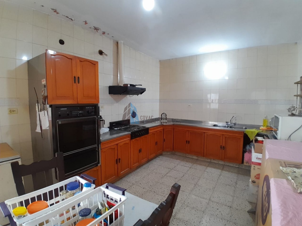 CASA + LOCAL COMERCIAL RAUL COLOMBRES 1000