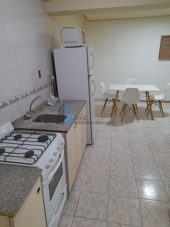 MONOAMBIENTE AMOBLADO