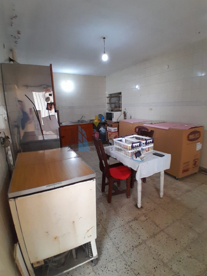 CASA + LOCAL COMERCIAL RAUL COLOMBRES 1000