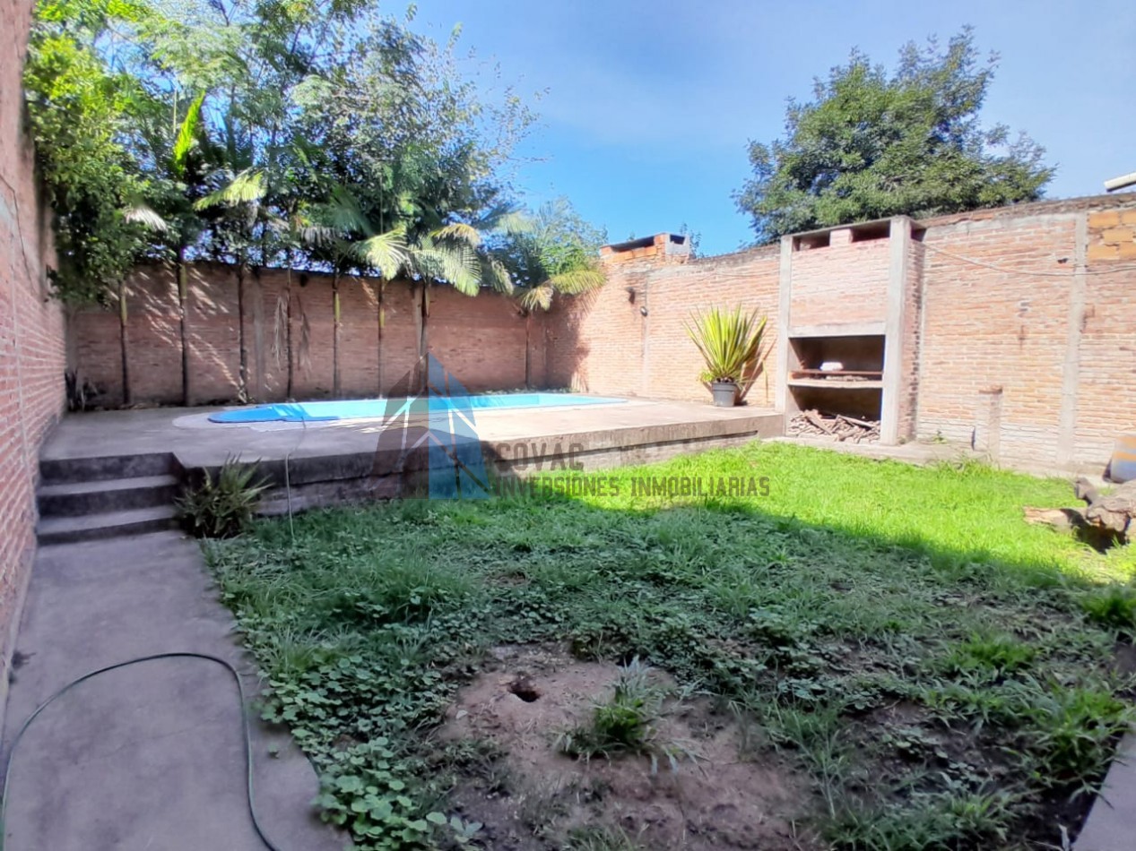 CASA DE 4 DORM "EL MANANTIAL"