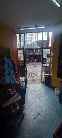 FONDO DE COMERCIO EN IMPORTANTE ESQUINA DE BARRIO NORTE