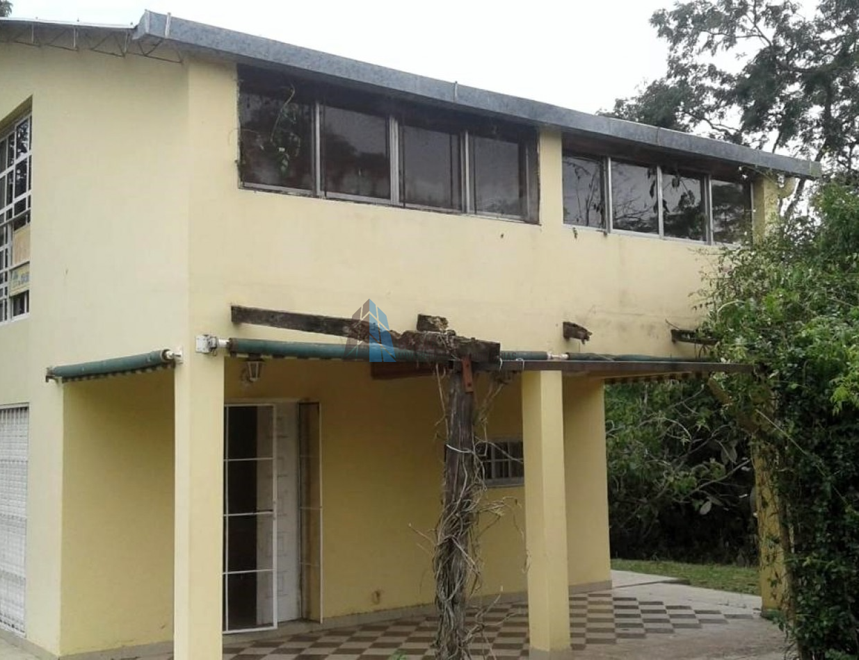 OPORTUNIDAD "CASA EN RACO"