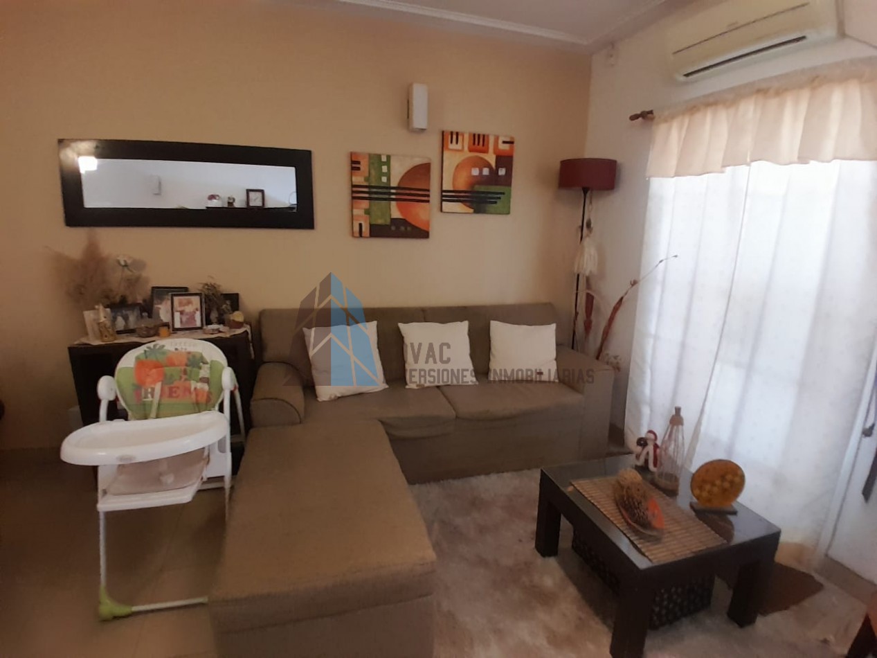 Venta - Duplex 3 Dormitorios con Pileta en Mendoza 4500
