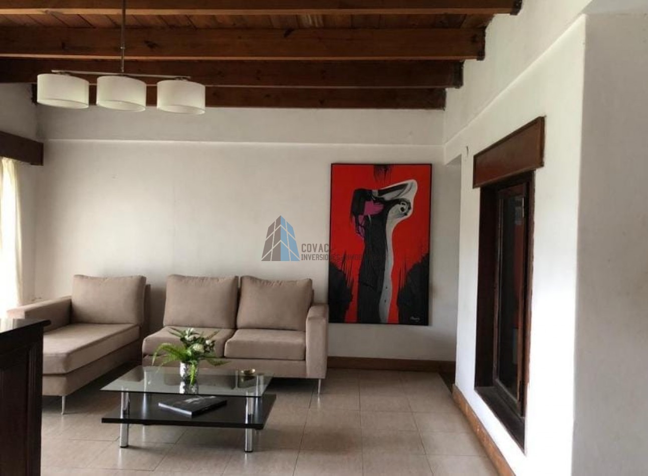 HERMOSA CASA EN BARRIO OBISPO PIEDRABUENA