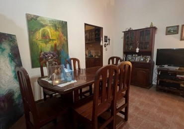 Hermosa casa en venta en barrio cerrado con ubicacion privilegiada
