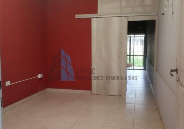 DUPLEX CON RENTA BARRIO KENNEDY