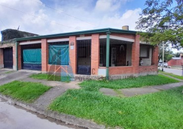 CASA EN VENTA 3 DORMITORIOS VILLA CARMELA